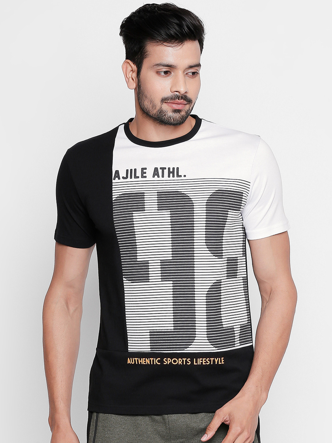 

Ajile by Pantaloons Men White Printed Slim Fit Round Neck Pure Cotton T-shirt