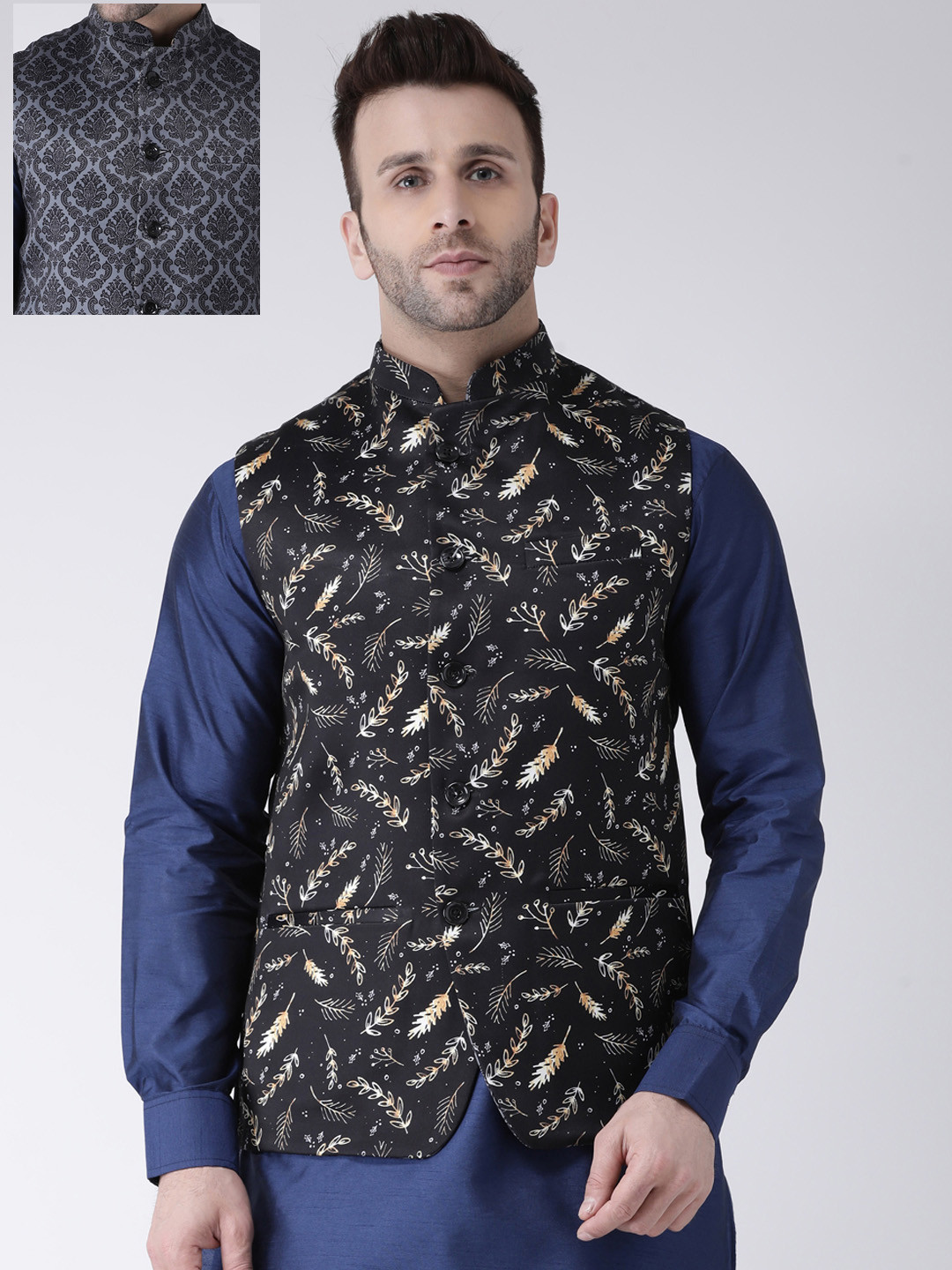 

Hangup Men Black & Beige Printed Woven Reversible Nehru Jacket