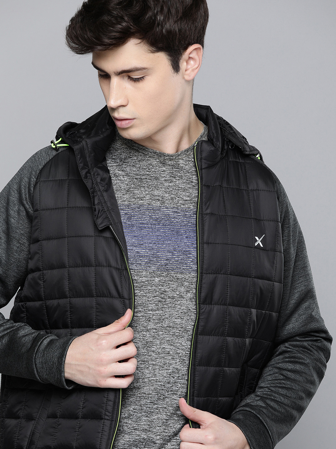 

HRX by Hrithik Roshan Men Black Grindle Colourblock RapidDry Antimicrobial Training Jacket