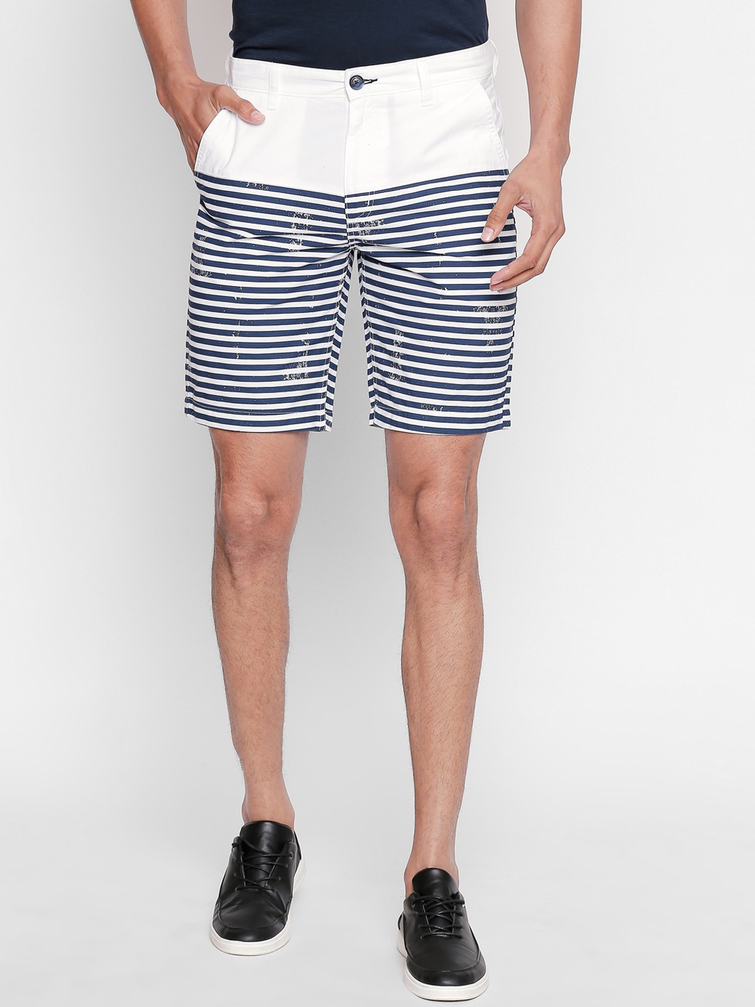 

Urban Ranger by pantaloons Men White Striped Slim Fit Regular Shorts