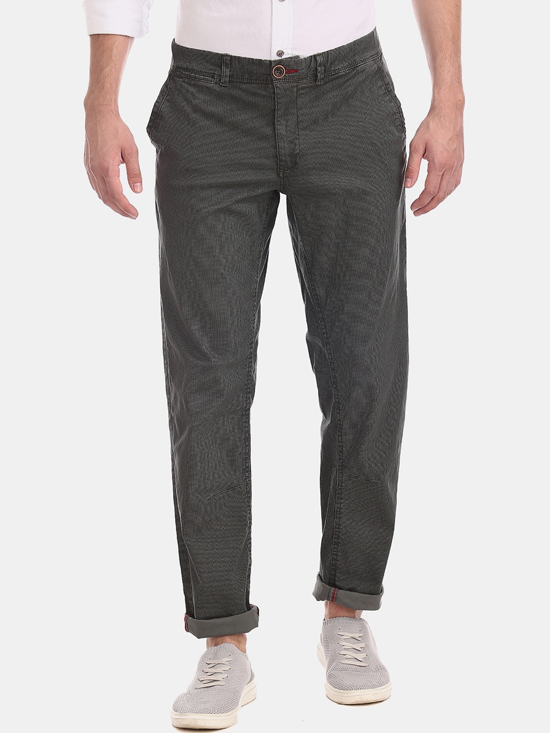 

Cherokee Men Grey Slim Fit Self Design Regular Trousers