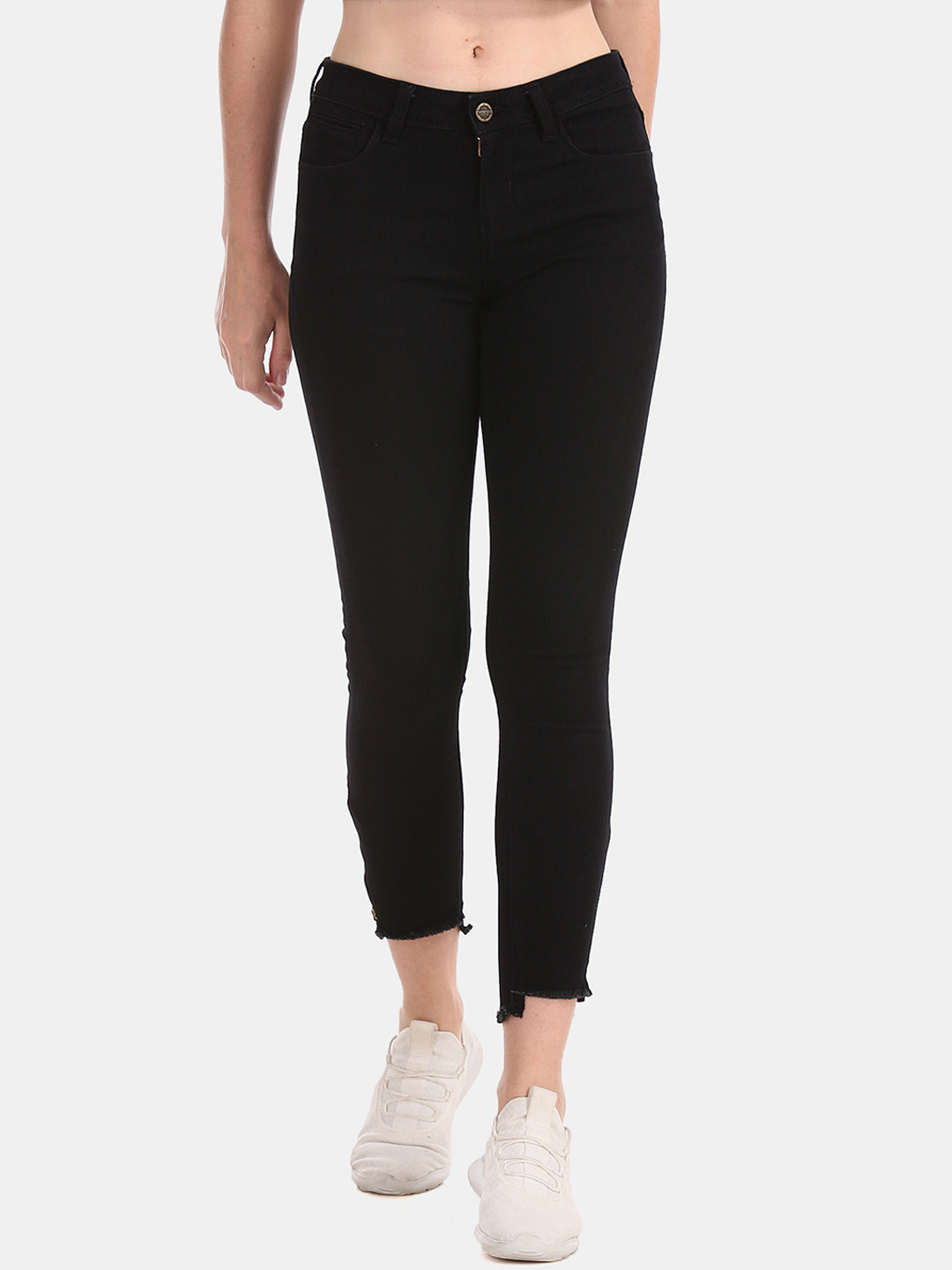 

Cherokee Women Black Skinny Fit Mid-Rise Clean Look Cropped Stretchable Jeans