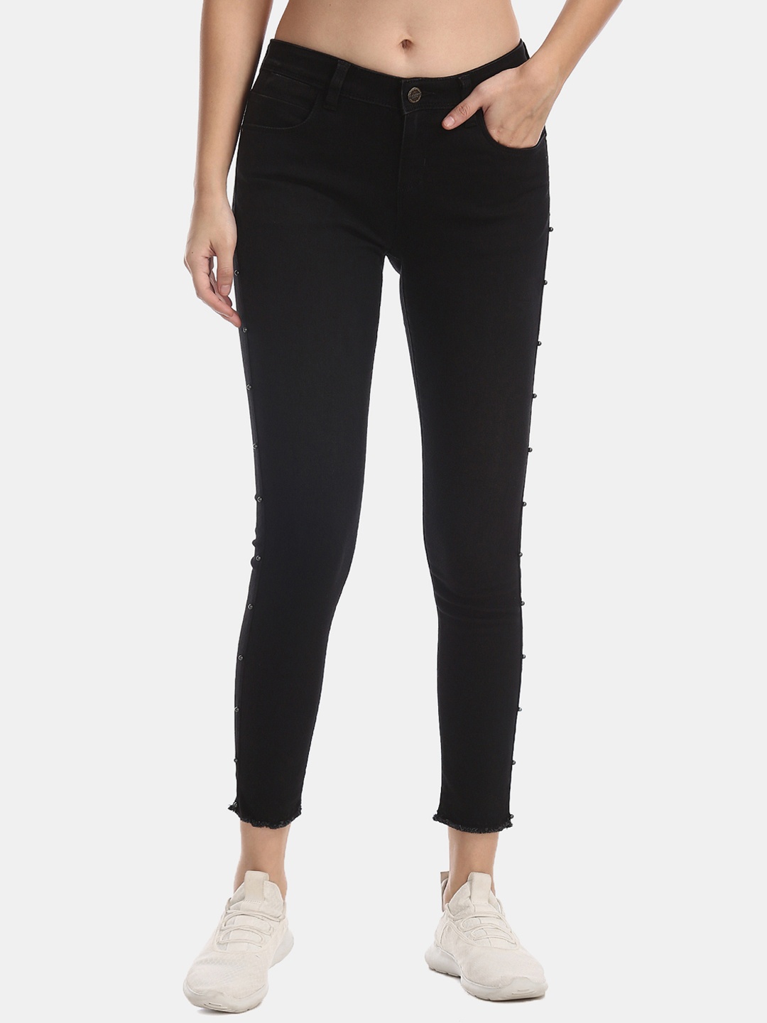 

Cherokee Women Black Skinny Fit Mid-Rise Clean Look Stretchable Jeans