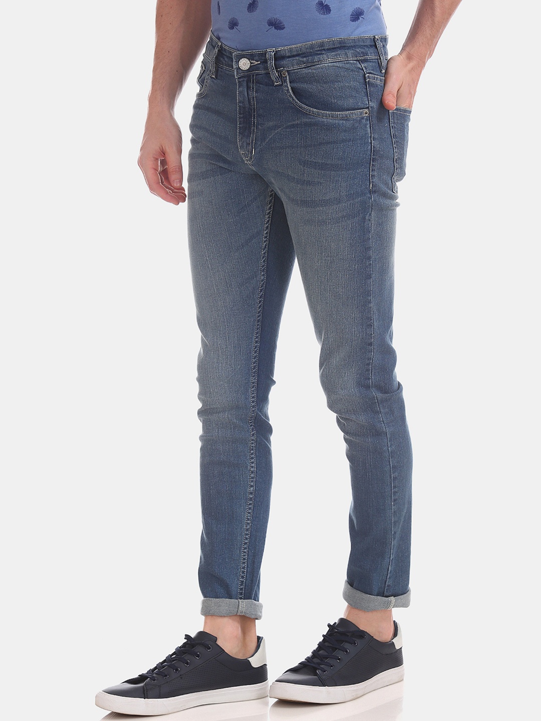 

Cherokee Men Blue Slim Fit Low-Rise Clean Look Stretchable Jeans