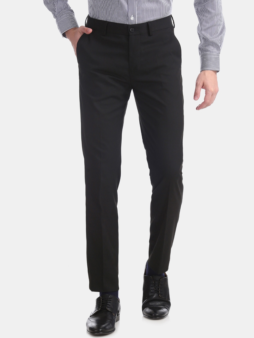 

Excalibur Men Black Slim Fit Solid Formal Trousers