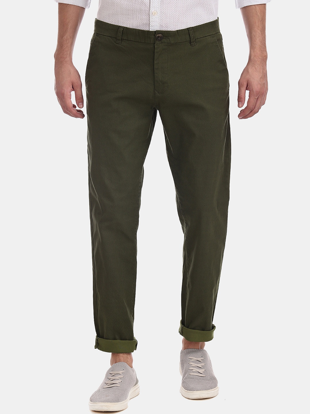 

Ruggers Men Olive Green Tapered Fit Self Design Regular Trousers