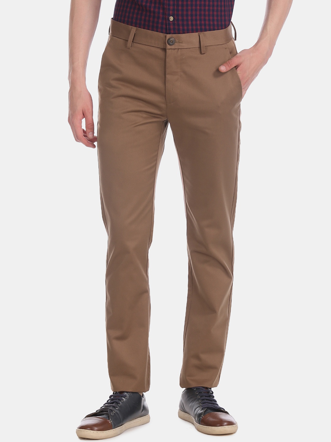 

Ruggers Men Brown Slim Fit Solid Regular Trousers