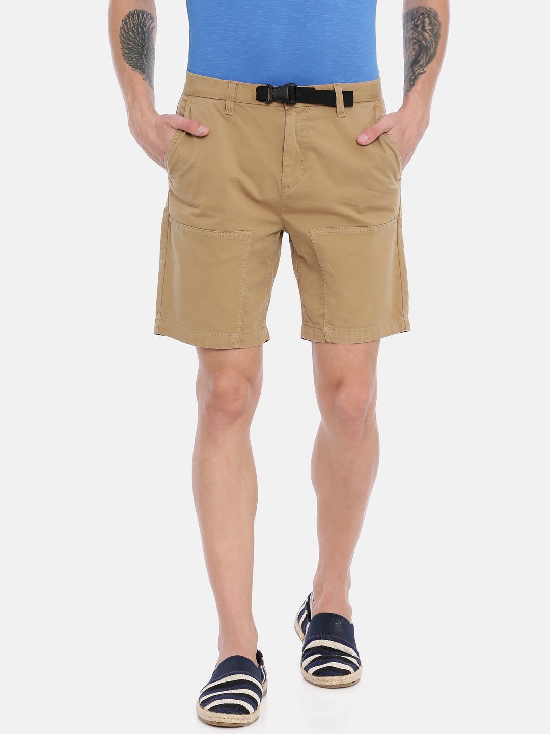 

Breakbounce Men Beige Solid Slim Fit Low-Rise Chino Shorts