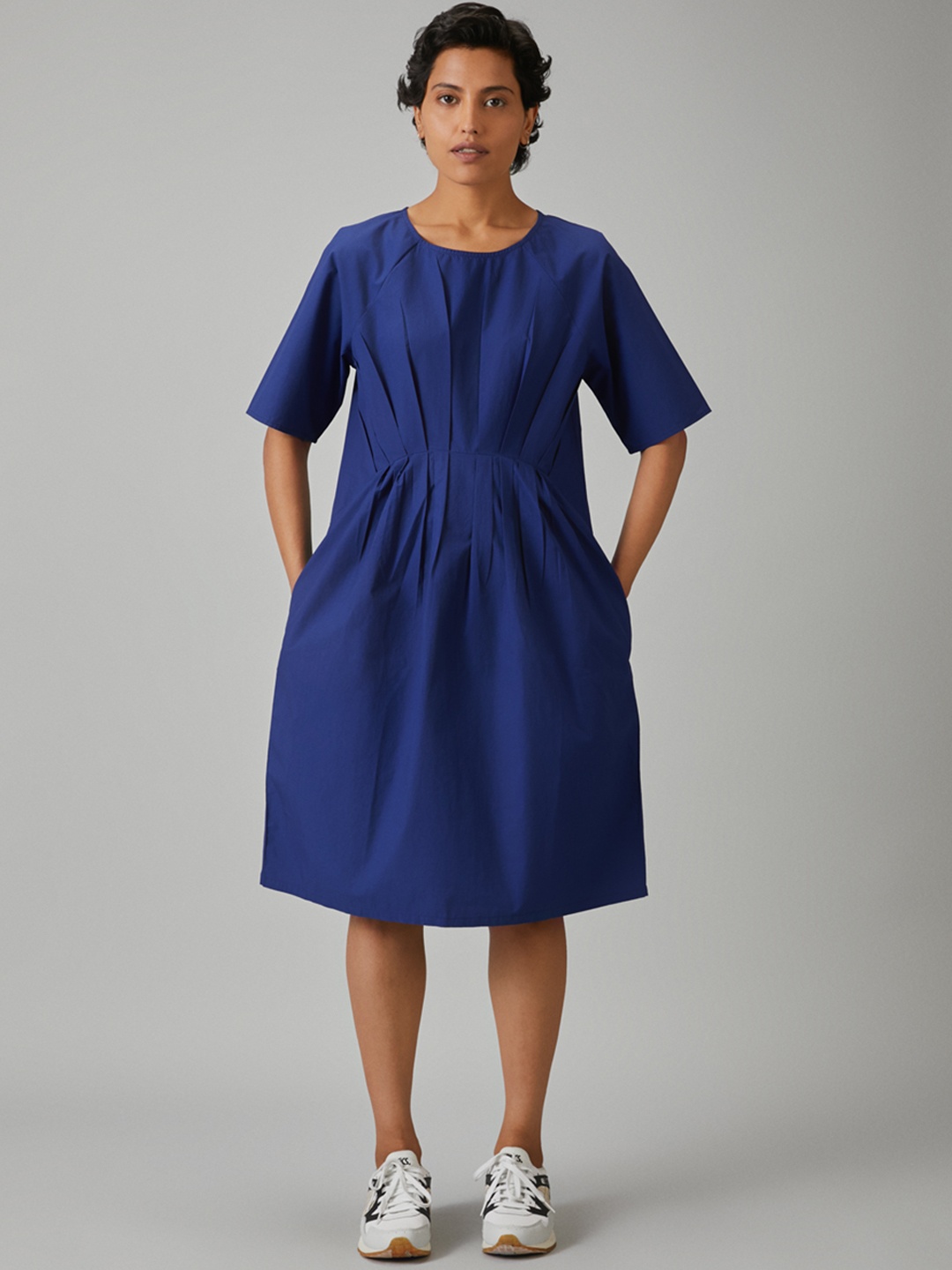

Bhaane Women Blue Solid Fit and Flare Dress