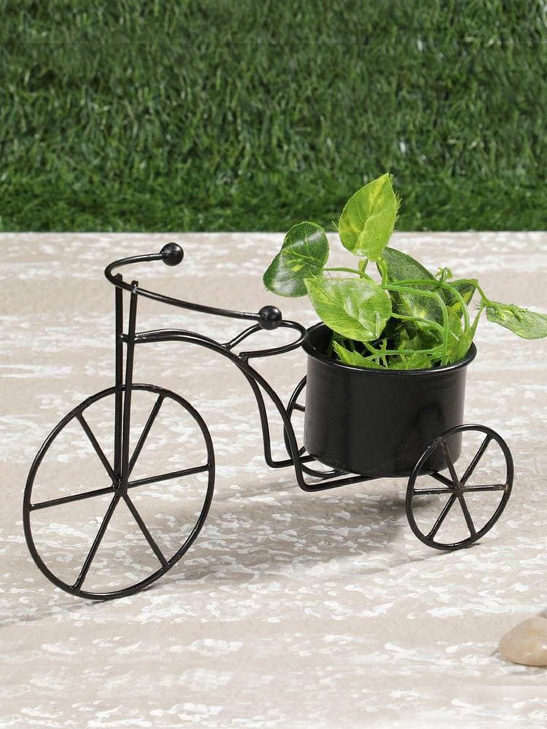 

green girgit Black Cycle-Shaped Planter