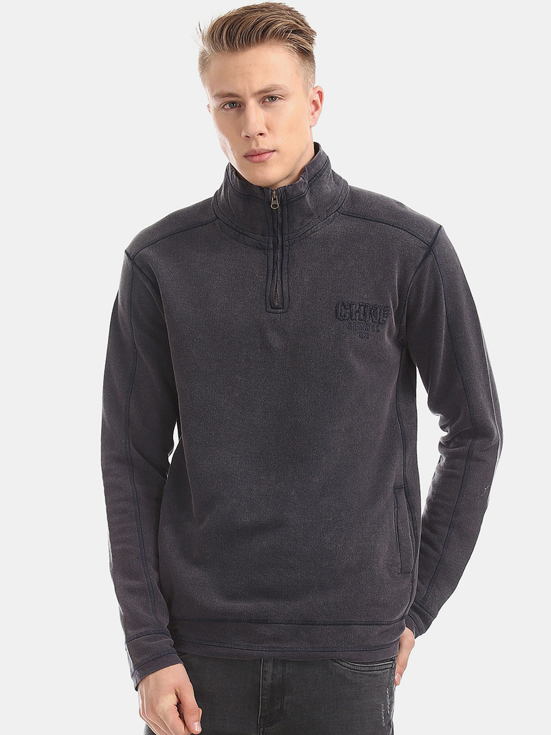 

Cherokee Men Navy Blue Solid Sweatshirt