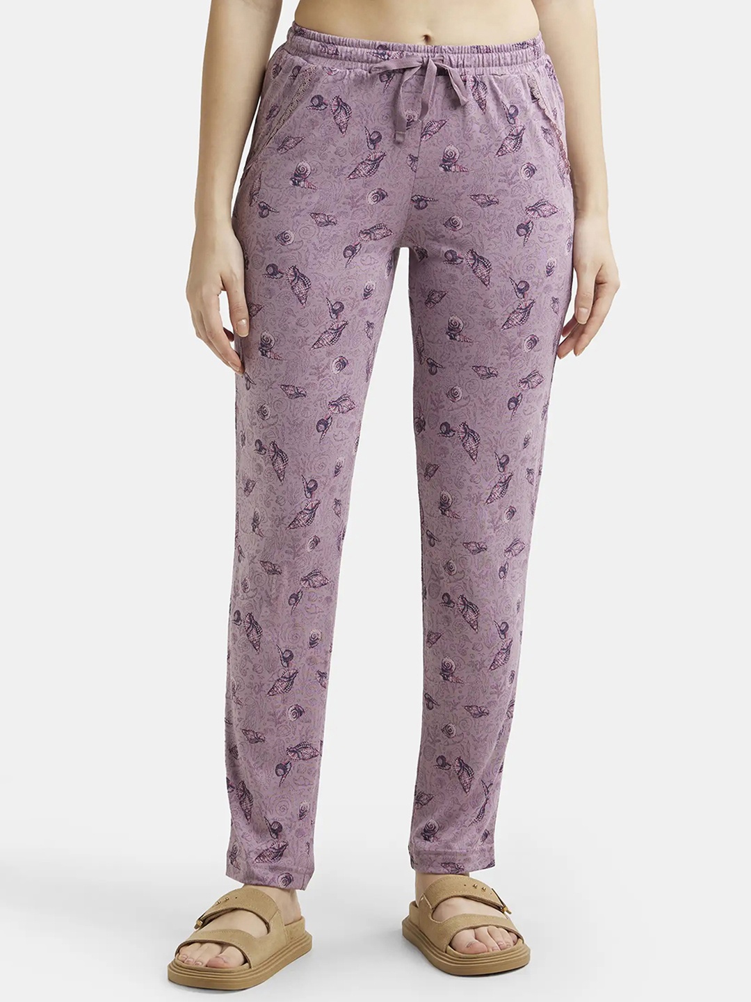 

Jockey Relax Women Assorted Printed Modern Fit Lounge Pants