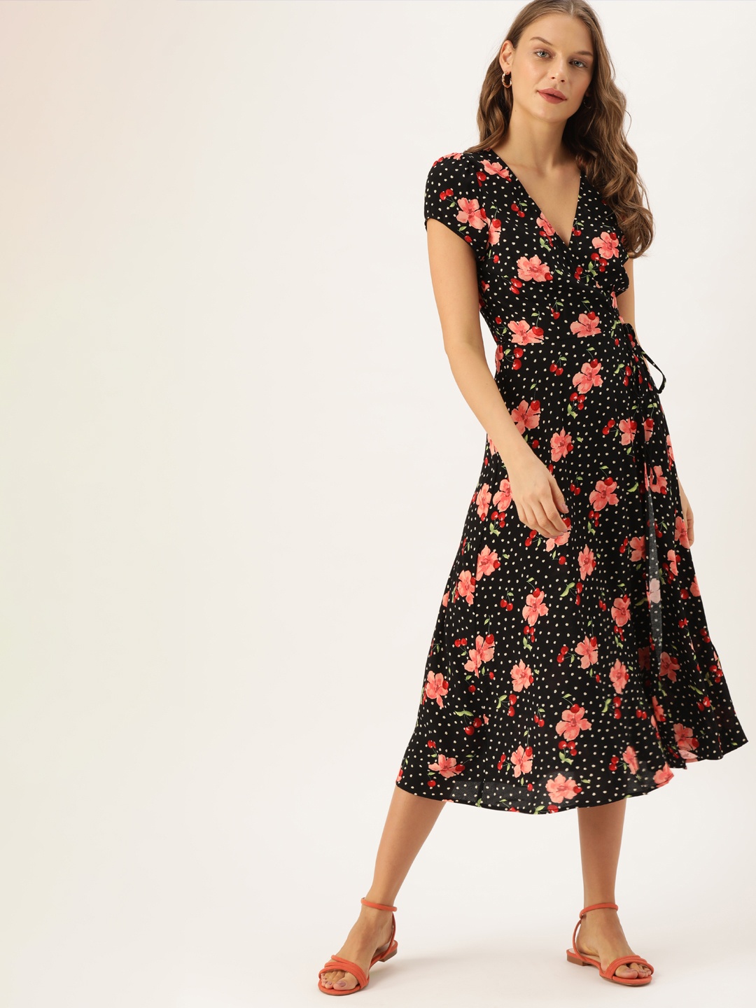 

FOREVER 21 Women Black Floral Printed Wrap Dress
