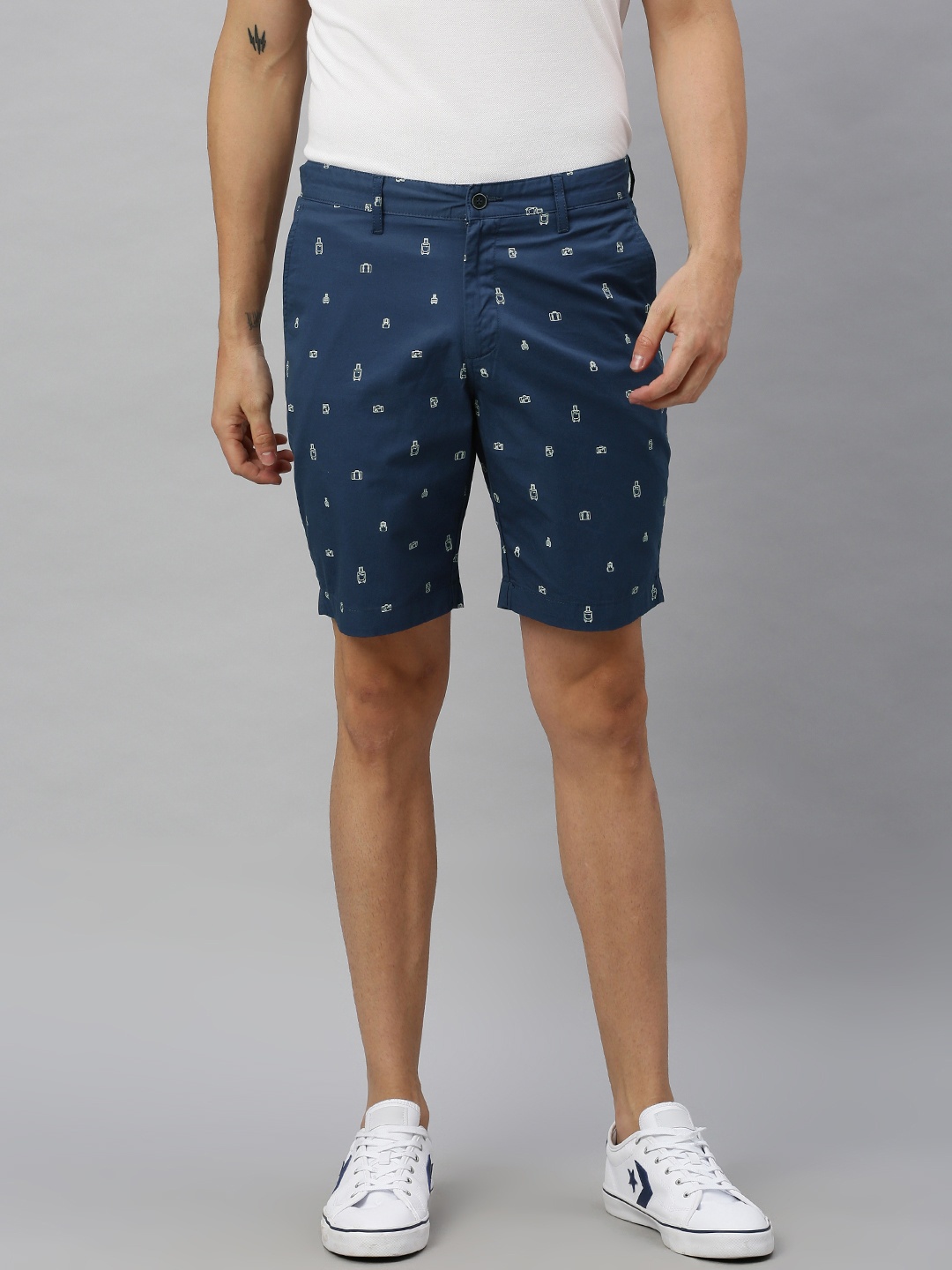 

Blackberrys Men Navy Blue Printed Slim Fit Regular Shorts