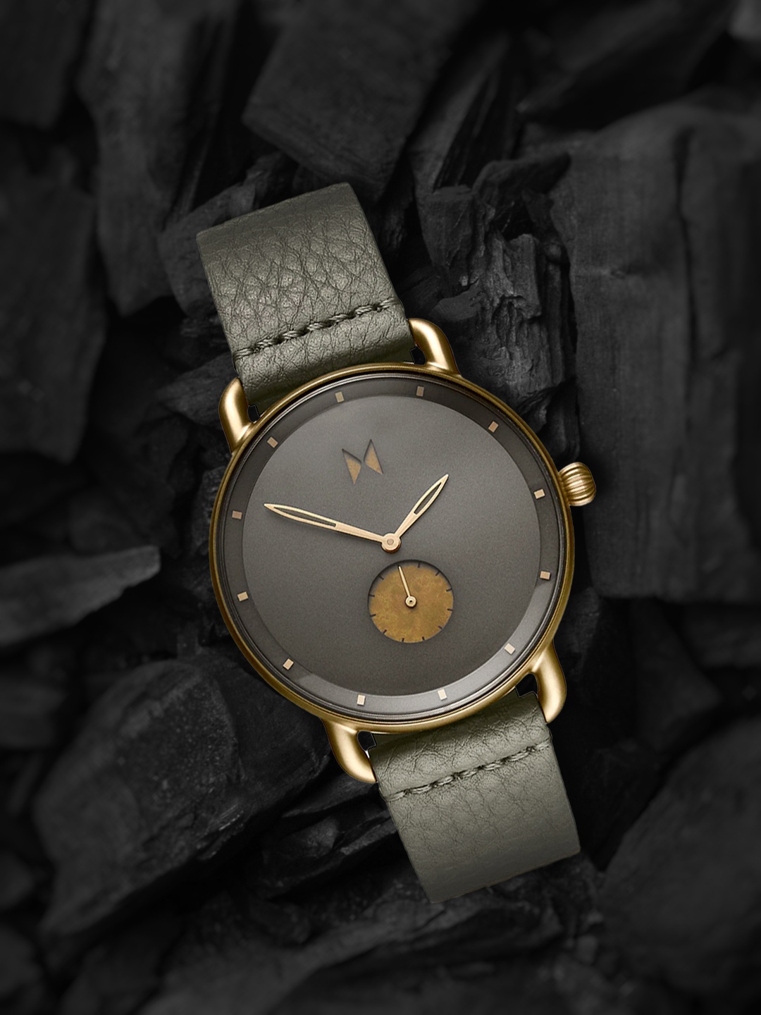 

MVMT Men Brown Leather Analogue Watch CBX-BRZEAGE