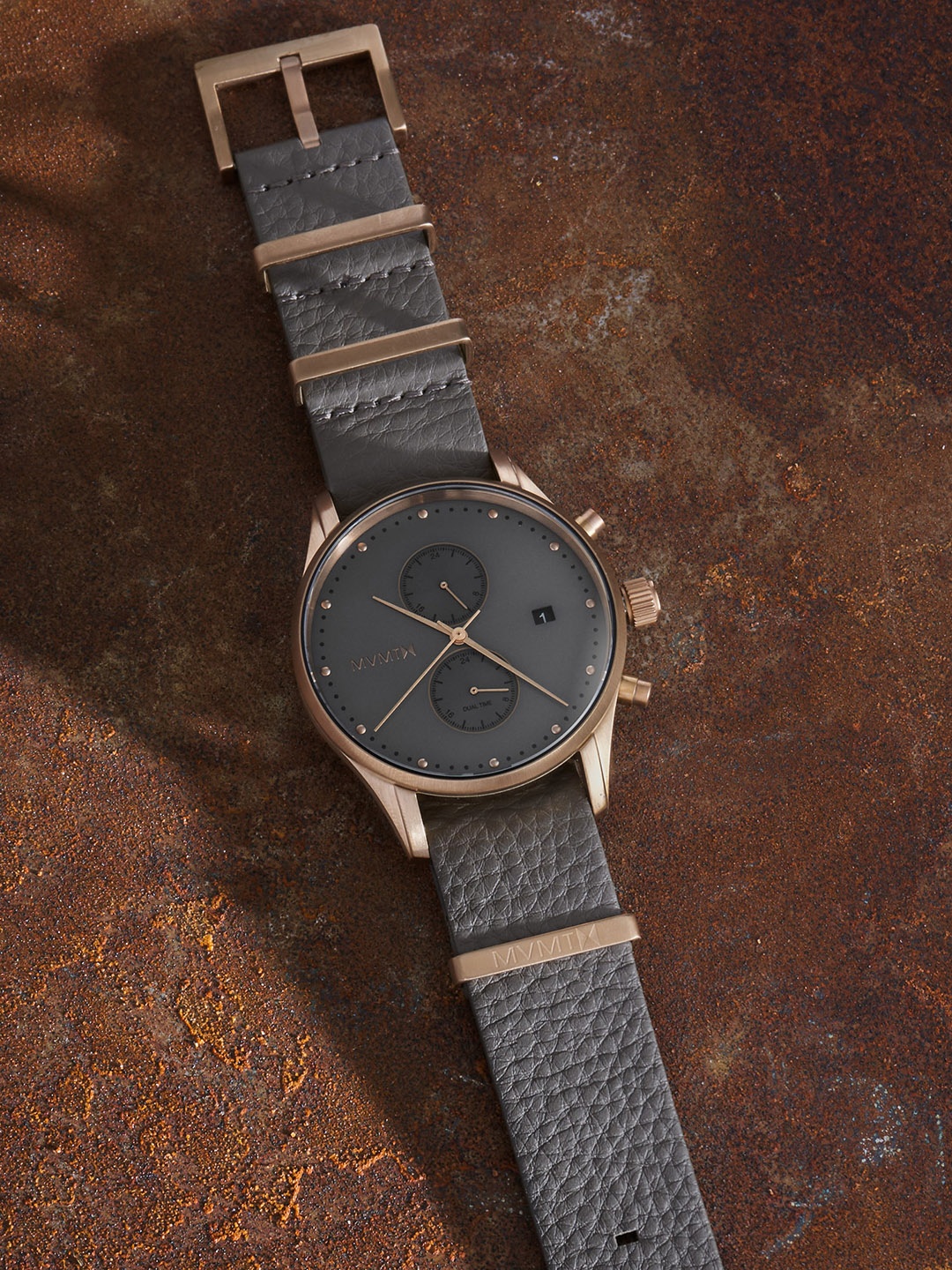 

MVMT Men Brown Voyager Analogue Watch D-MV01-BROGR