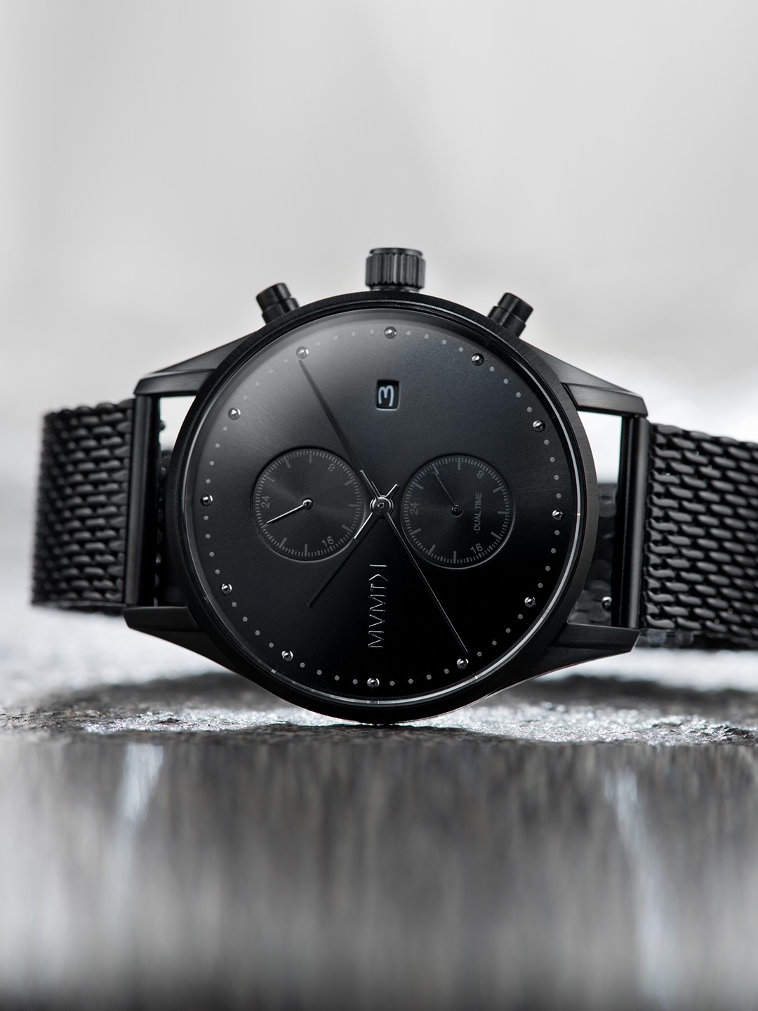 

MVMT Men Black Analogue Watch D-MV01-BL2