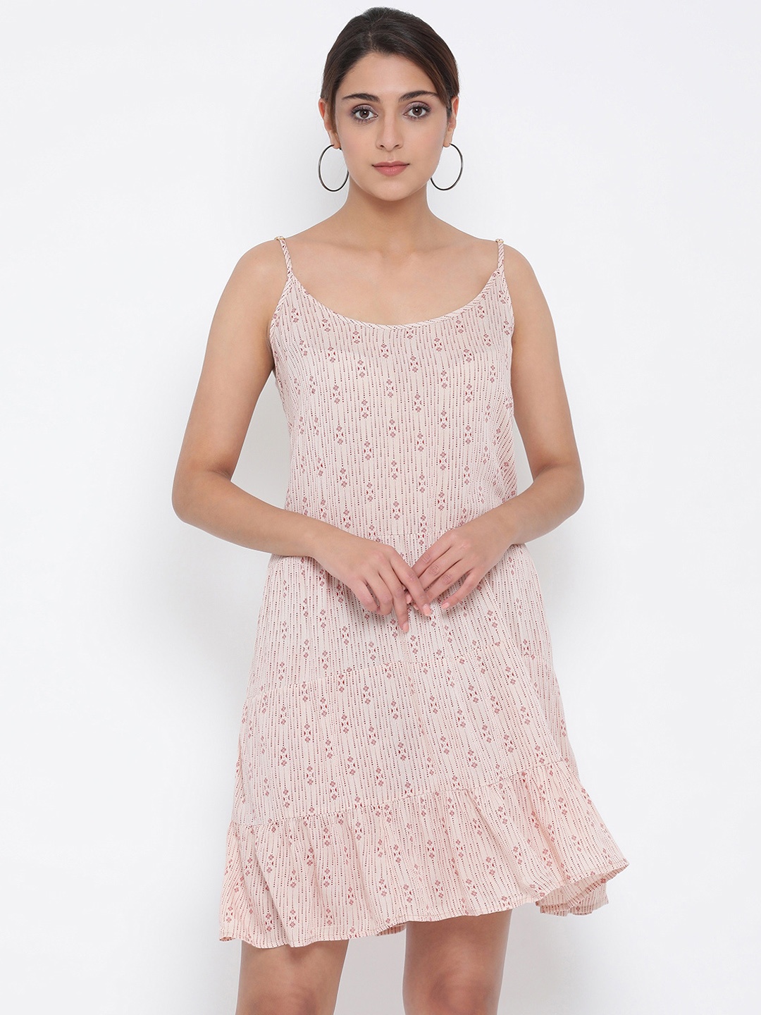 

Oxolloxo Women Beige & Red Printed Fit and Flare Dress