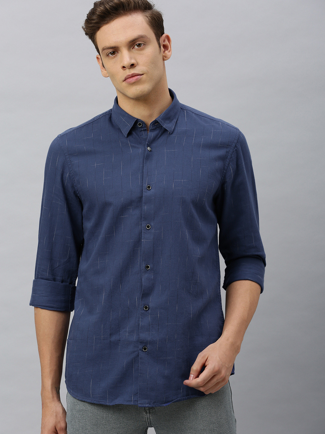

Blackberrys Men Navy Blue & White Trim Fit Checked Casual Shirt