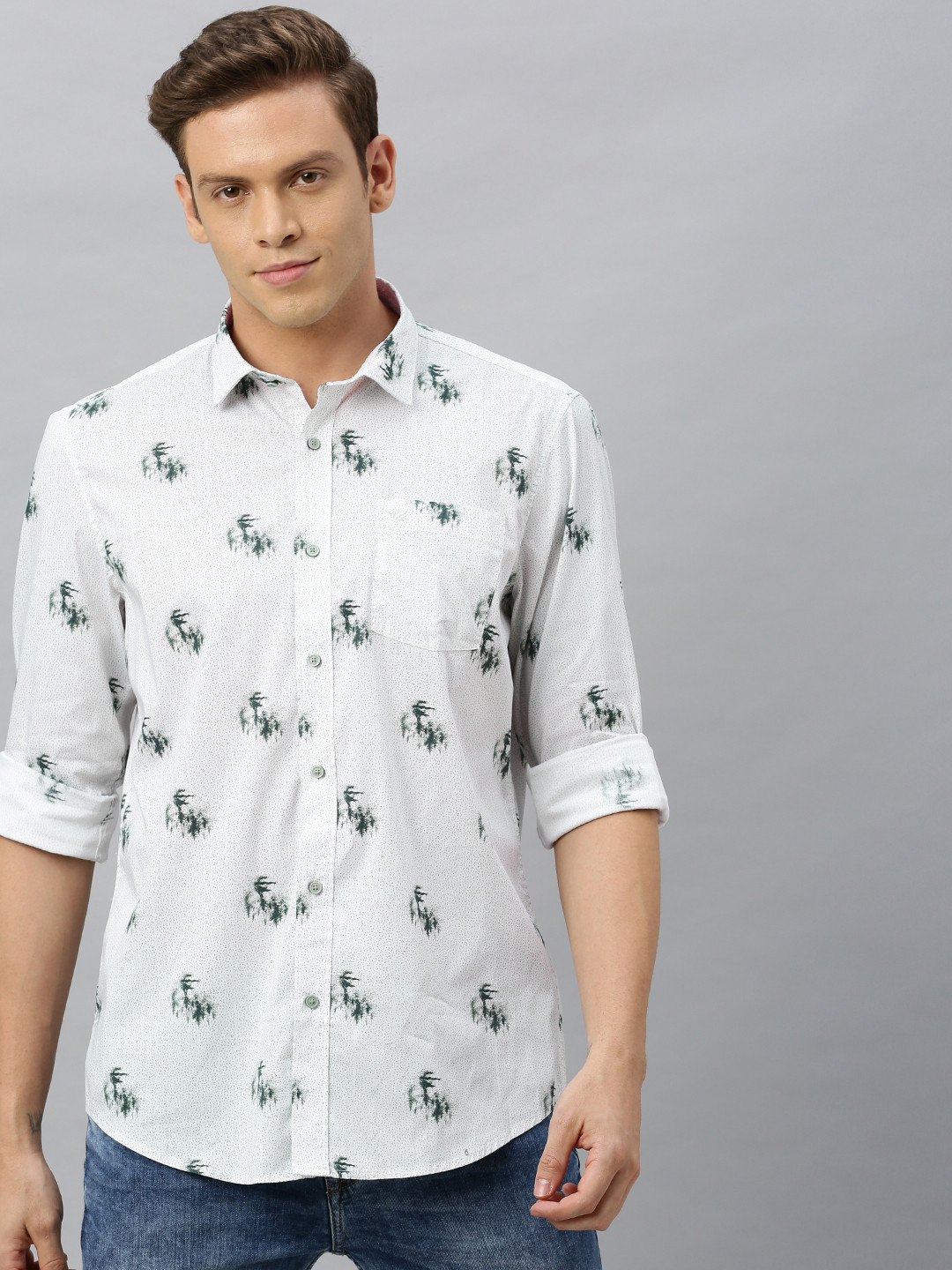 

Blackberrys Men White & Green Slim Fit Printed Casual Shirt
