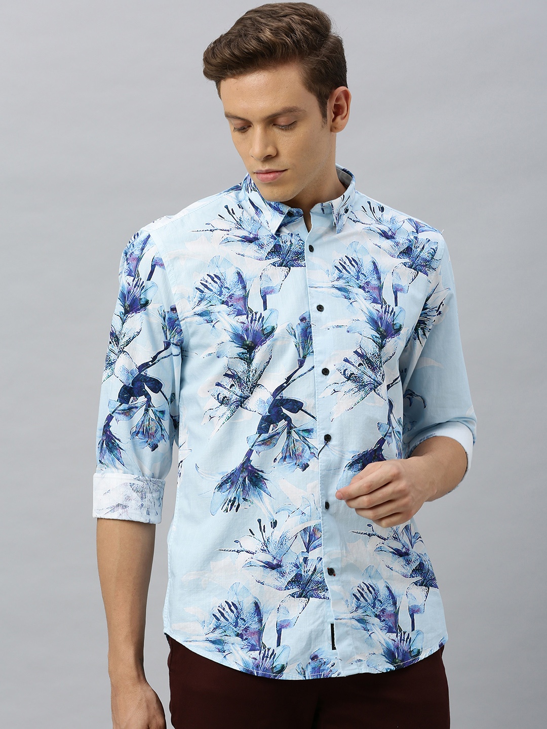 

Blackberrys Men Blue & White Slim Fit Printed Casual Shirt