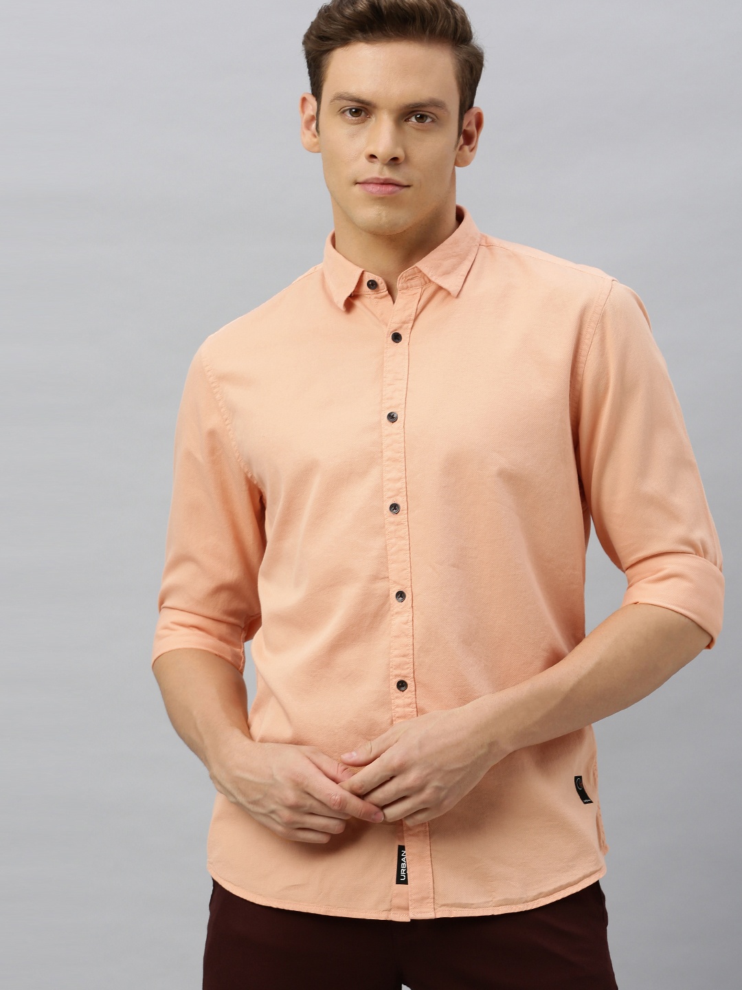 

Blackberrys Men Peach-Coloured Slim Fit Solid Casual Shirt
