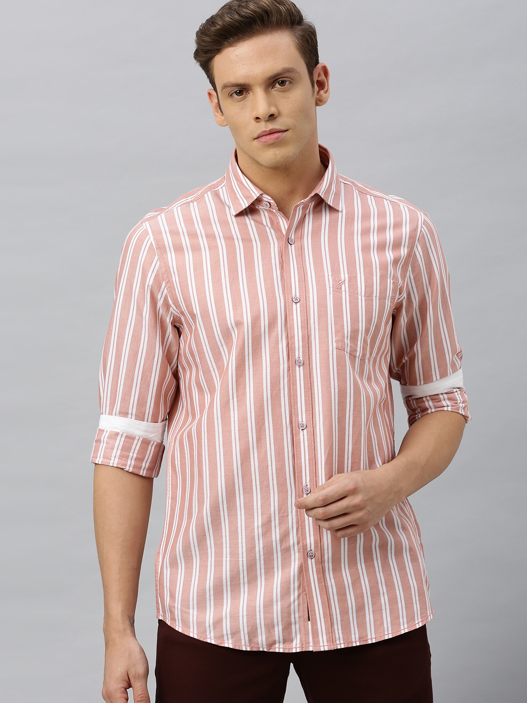 

Blackberrys Men Mauve & White Slim Fit Striped Casual Shirt