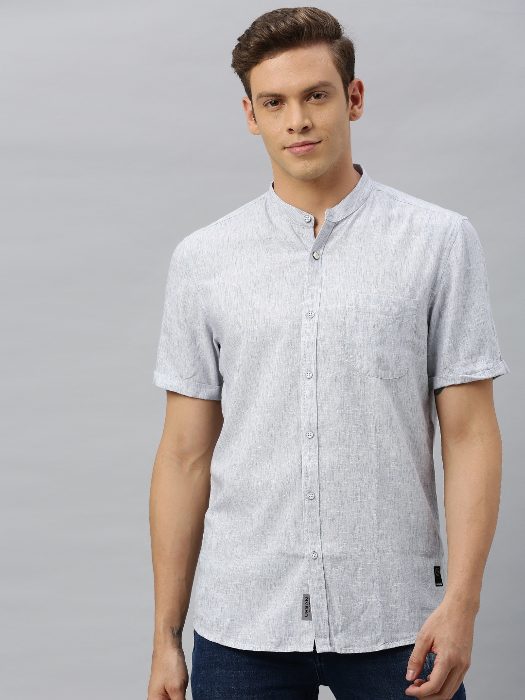 

Blackberrys Men Grey Trim Slim Fit Solid Casual Shirt