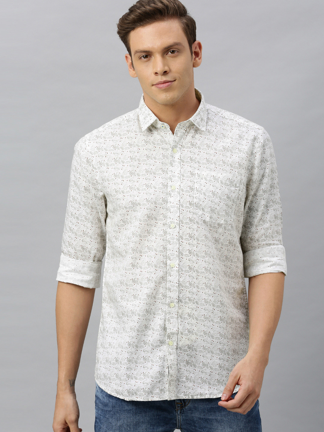 

Blackberrys Men White & Grey Slim Fit Printed Casual Shirt