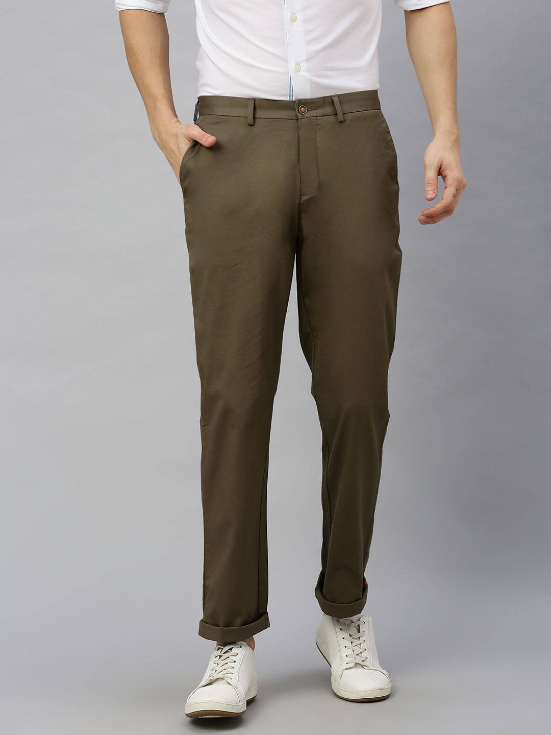 

Blackberrys Men Olive Green B-90 Regular Fit Solid Chinos