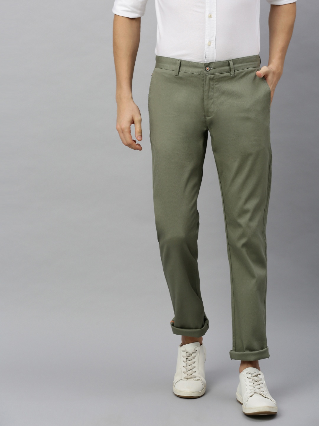 

Blackberrys Men Olive Green B-95 Tapered Fit Self Design Nano Care Regular Trousers