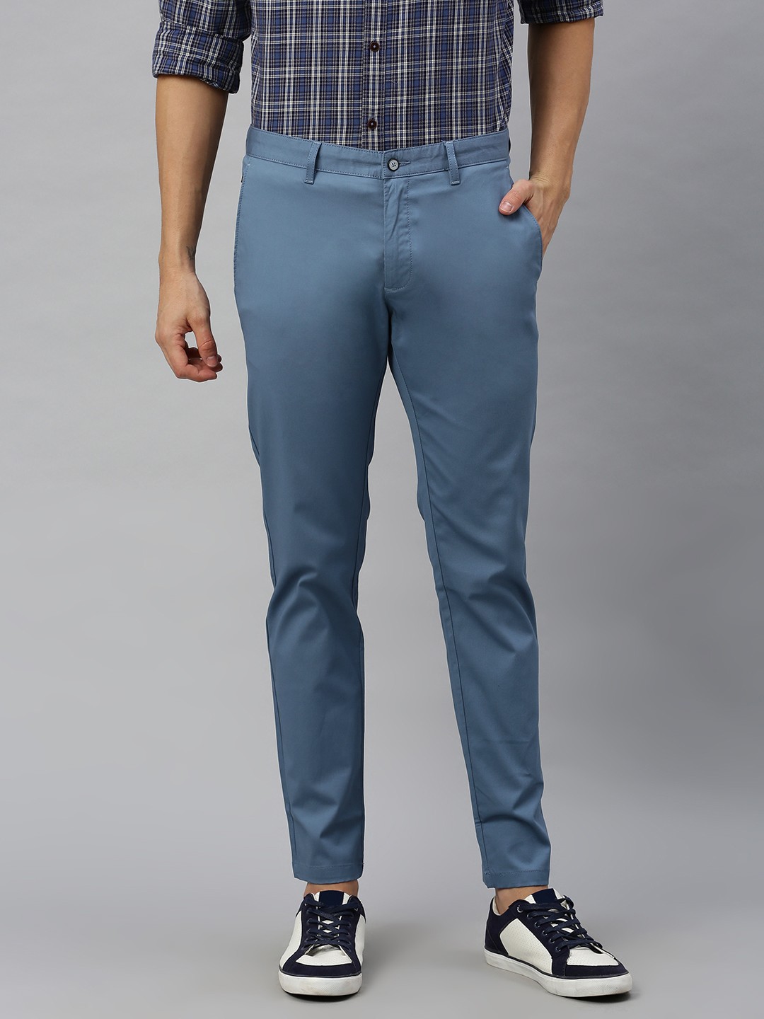 

Blackberrys Men Blue Regular Fit Solid Regular Trousers