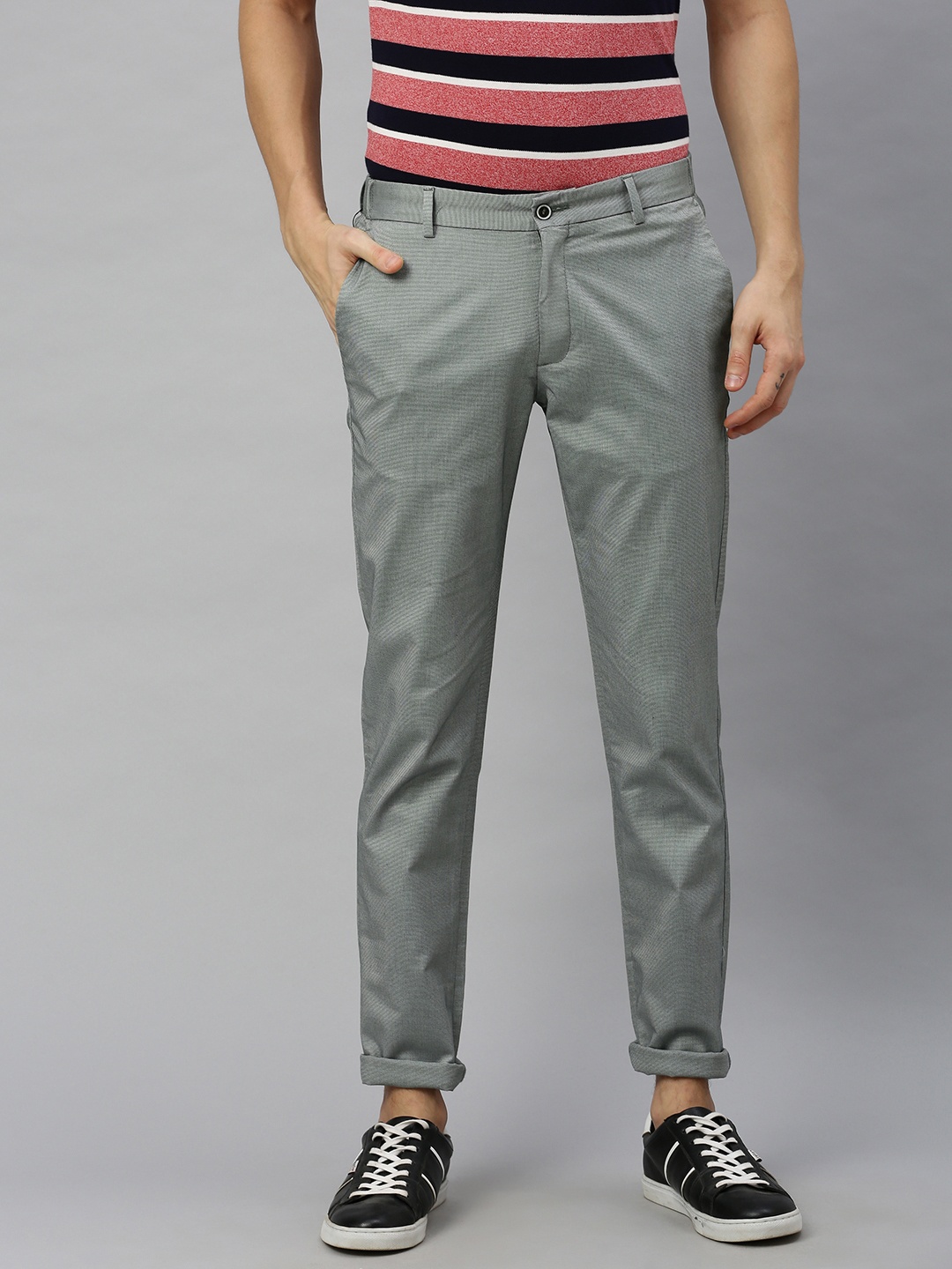 

Blackberrys Men Olive Green & Grey Slim Fit Self Design Regular Trousers