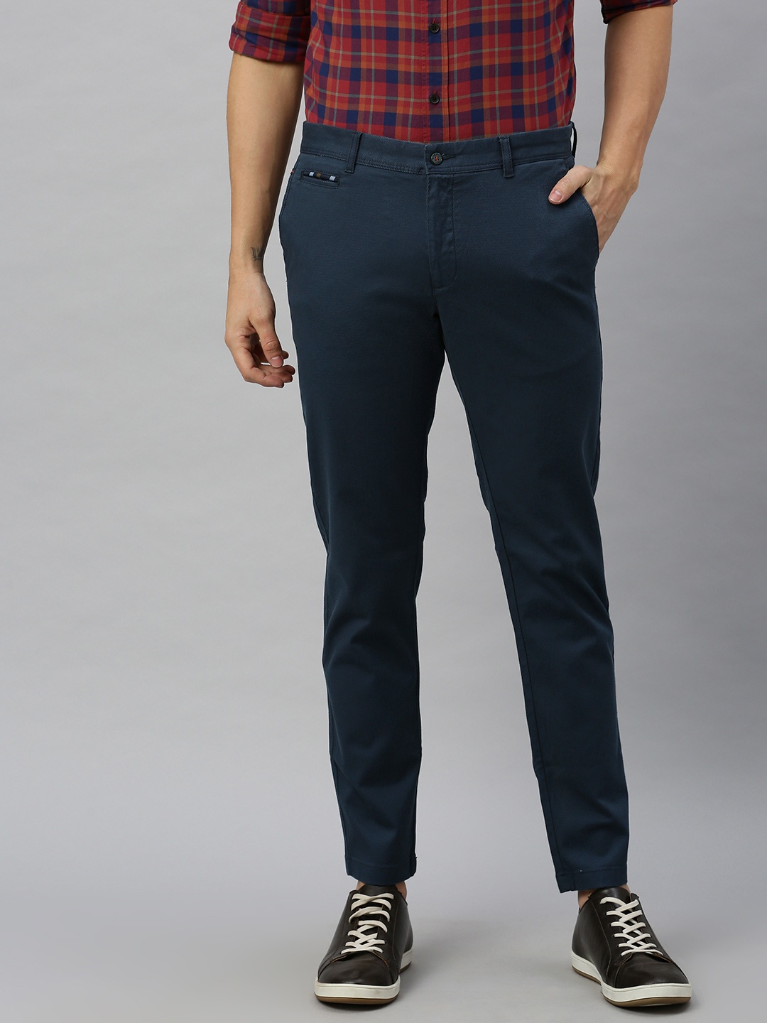 

Blackberrys Men Navy Blue Narrow Regular Fit Solid Regular Trousers