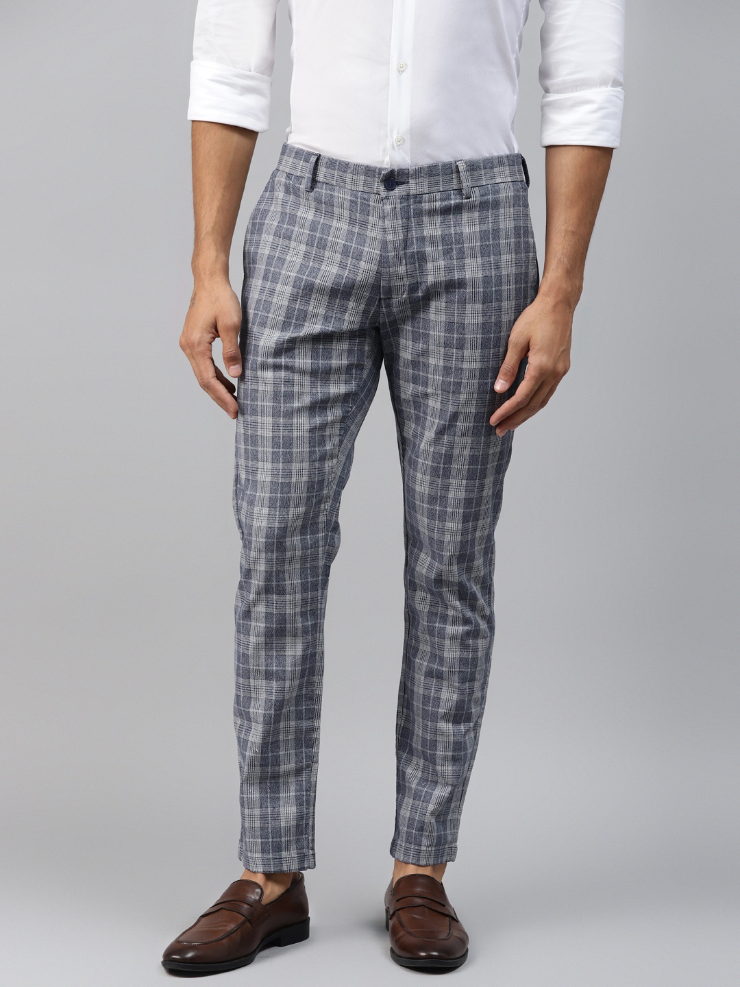 

Blackberrys Men Navy Blue & White Skinny Fit Checked Regular Trousers