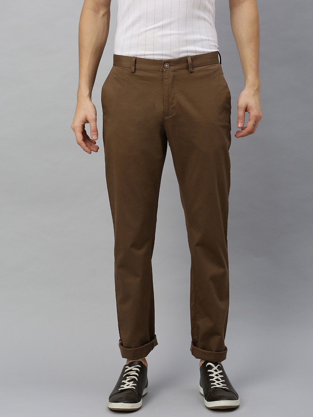 

Blackberrys Men Brown B-95 Tapered Regular Fit Solid Regular Trousers