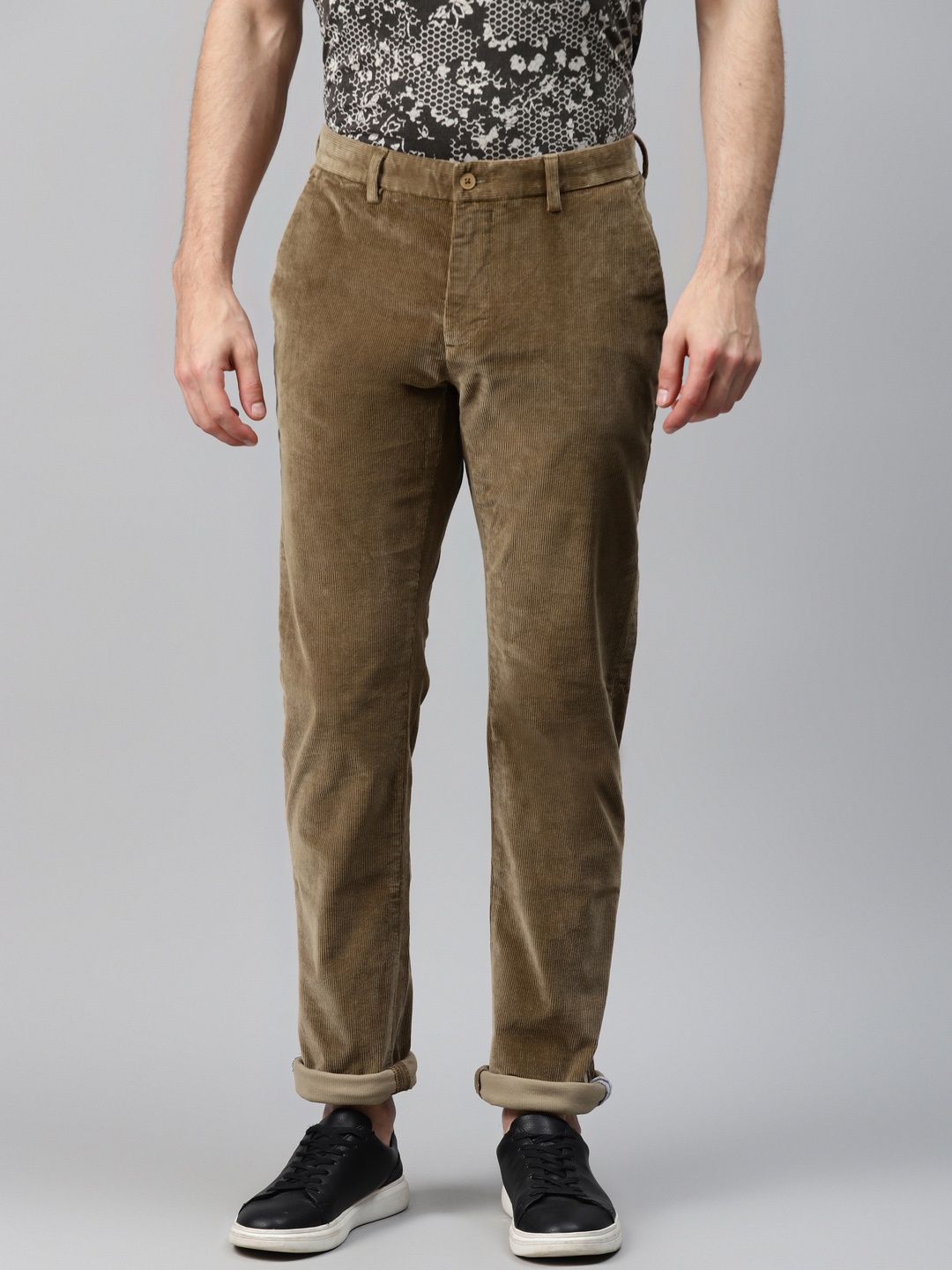 

Blackberrys Men Khaki B-95 Skinny Fit Solid Regular Trousers