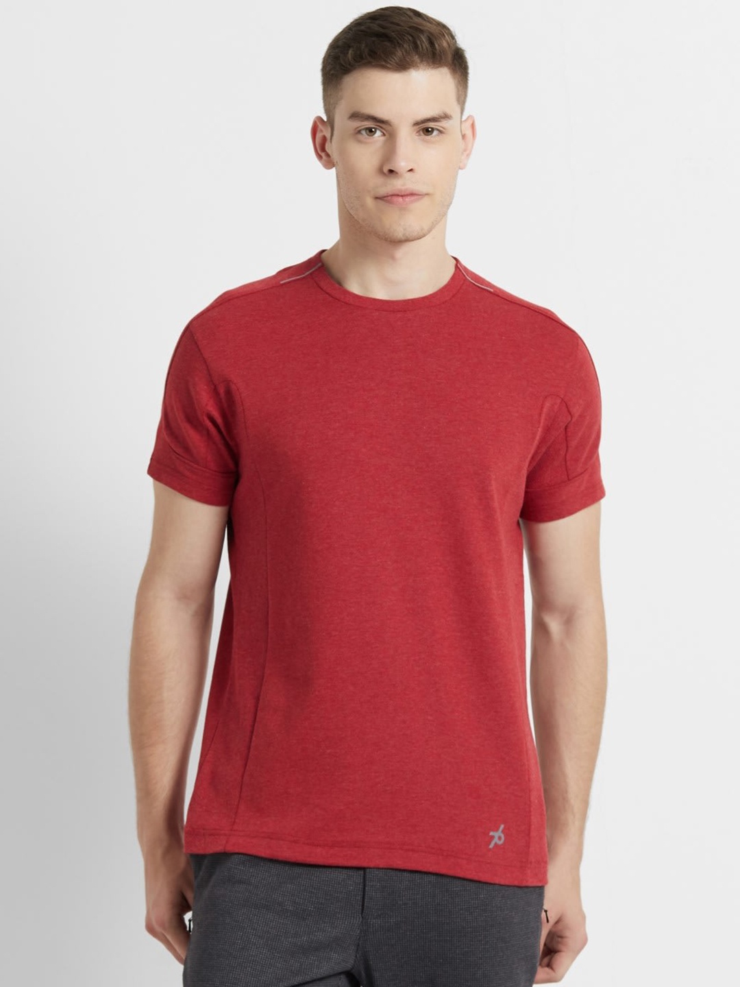 

Jockey Men Red Solid Round Neck Tshirt