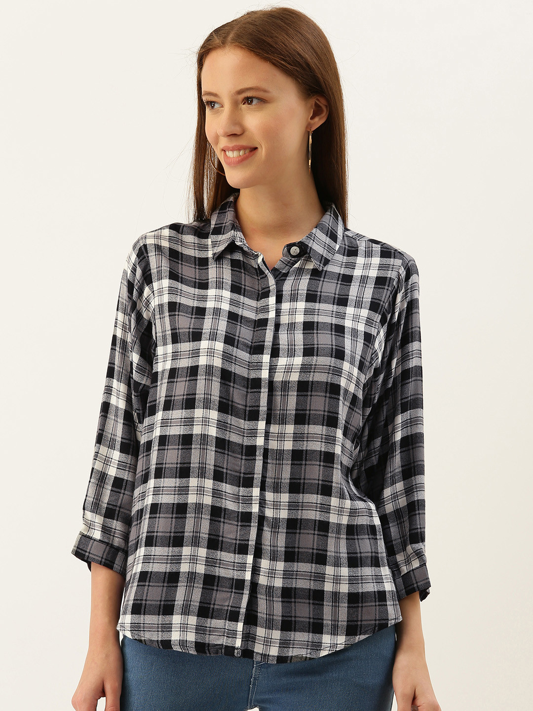 

AND Women Black & White Regular Fit Checked Casual Shirt