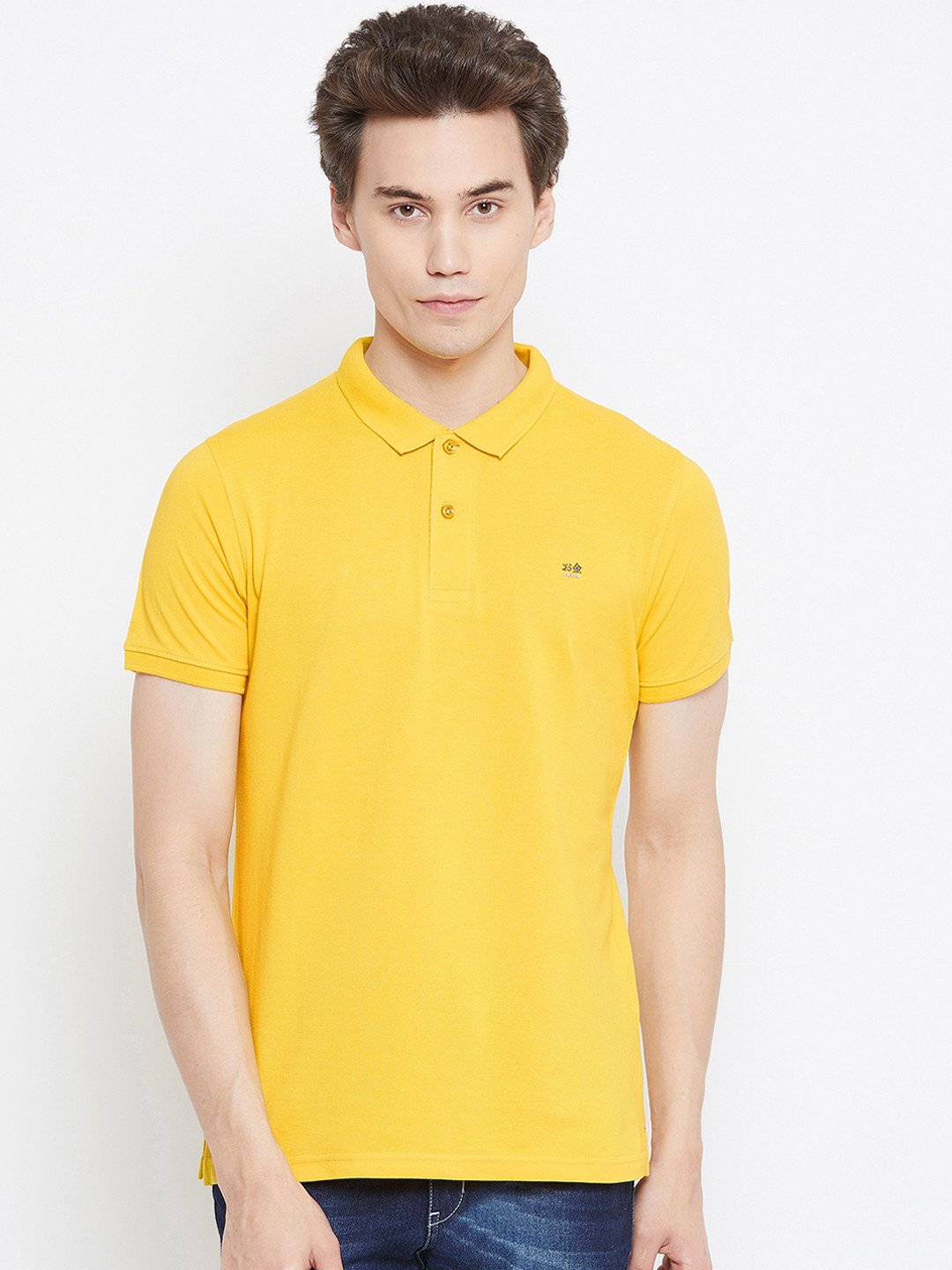 

Okane Men Yellow Solid Polo Collar T-shirt