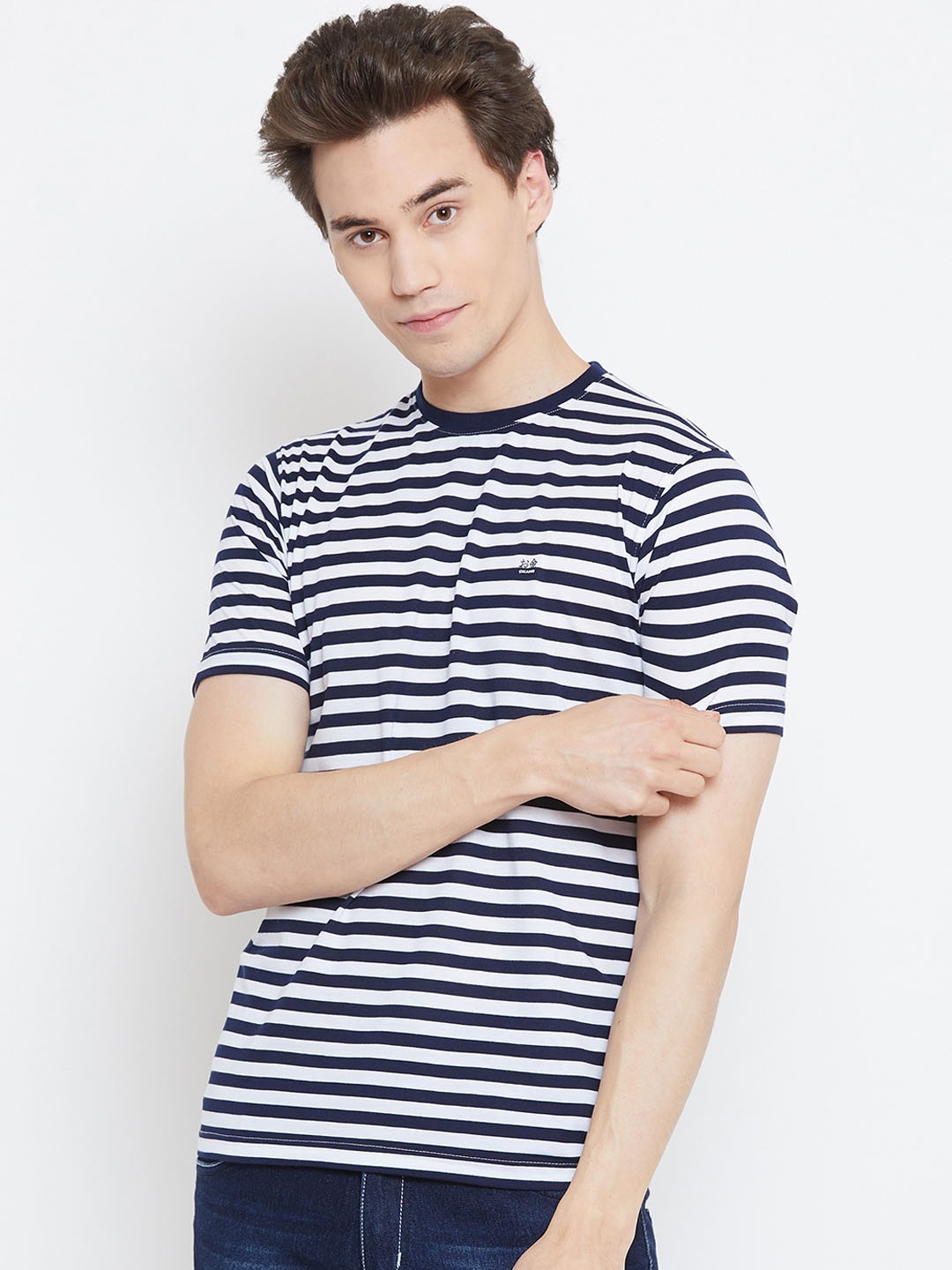 

Okane Men Navy Blue Striped Round Neck T-shirt