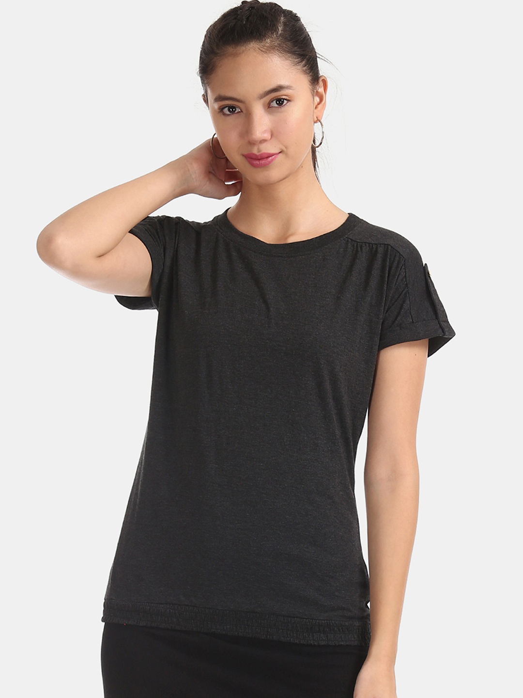 

Cherokee Women Charcoal Black Solid Round Neck T-shirt