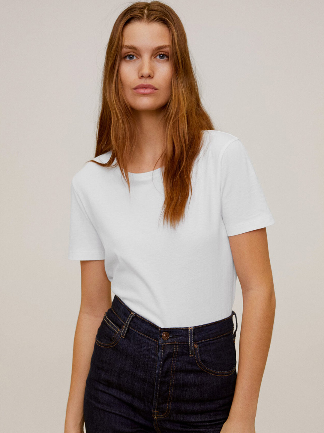 

MANGO Women White Sustainable Pure Cotton Solid Round Neck Pure Cotton T-shirt