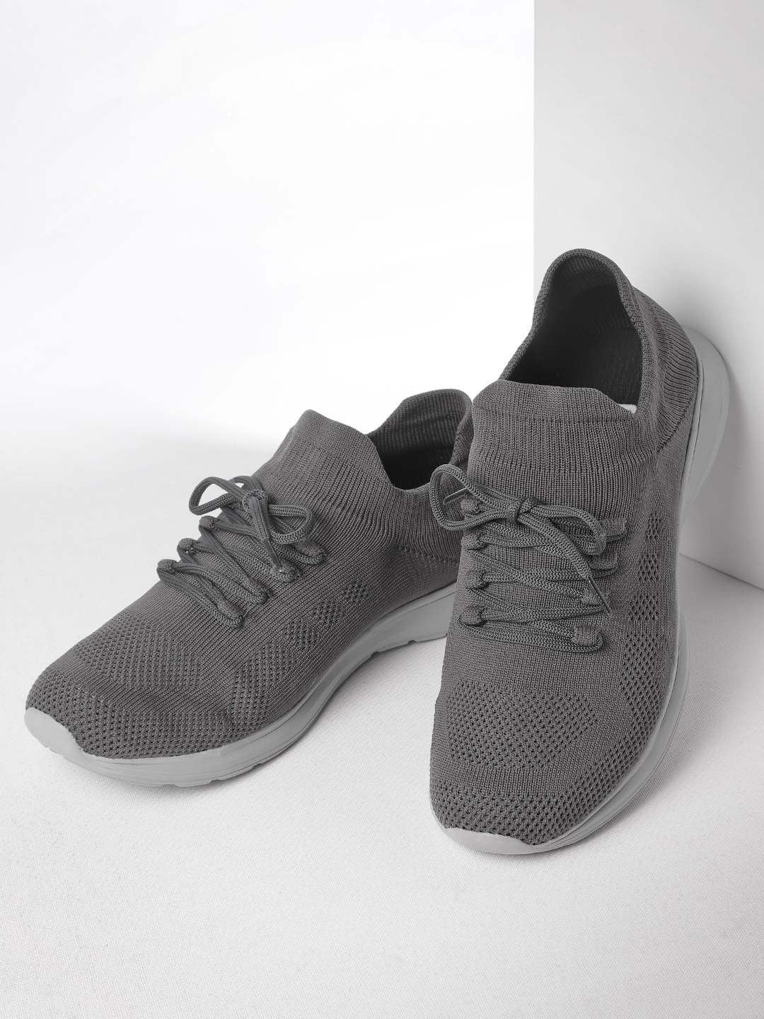 

Crew STREET Men Charcoal Grey Woven Design Running Shoes