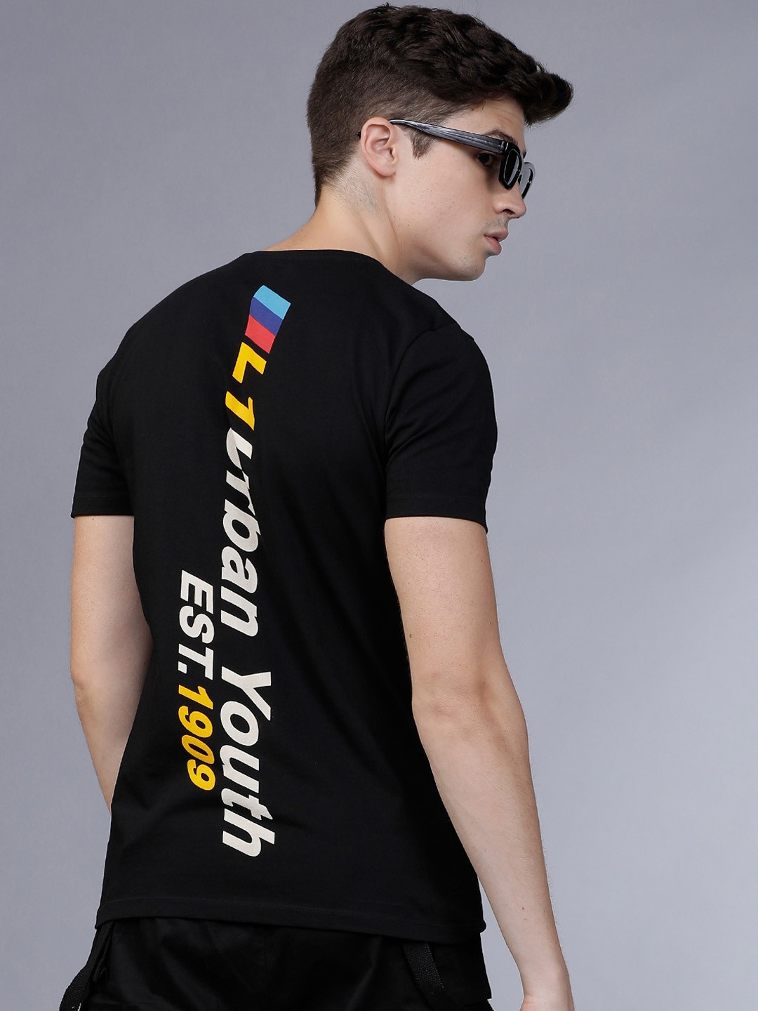 

LOCOMOTIVE Men Black Printed Round Neck T-shirt