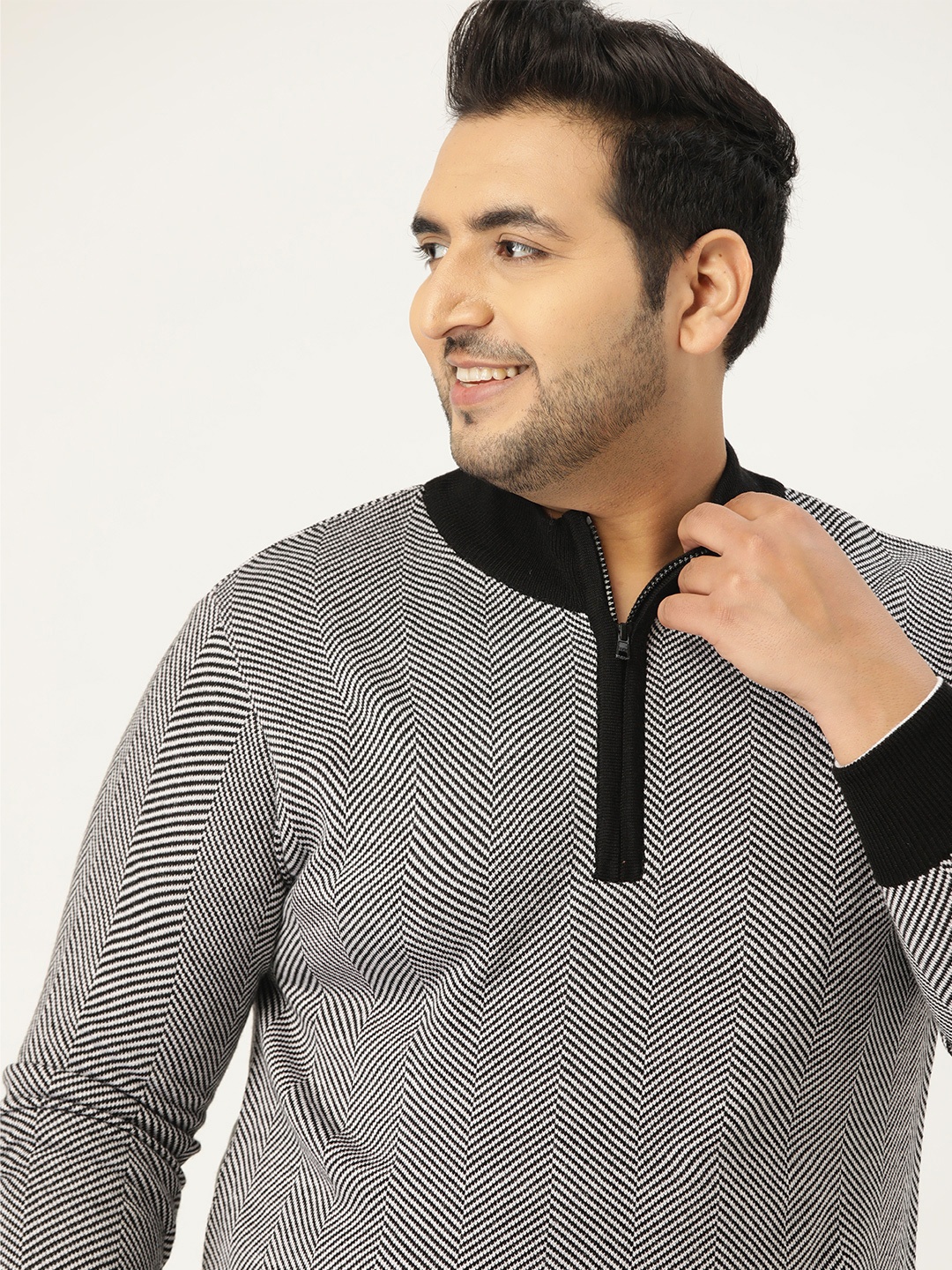

Sztori Men Plus Size Black & White Herringbone Jacquard Pullover