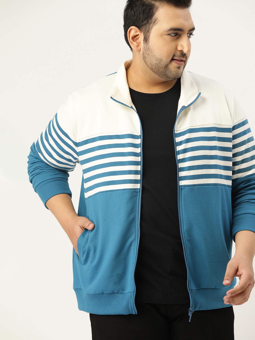 

Sztori Men Plus Size Blue & Off-White Striped Sweatshirt