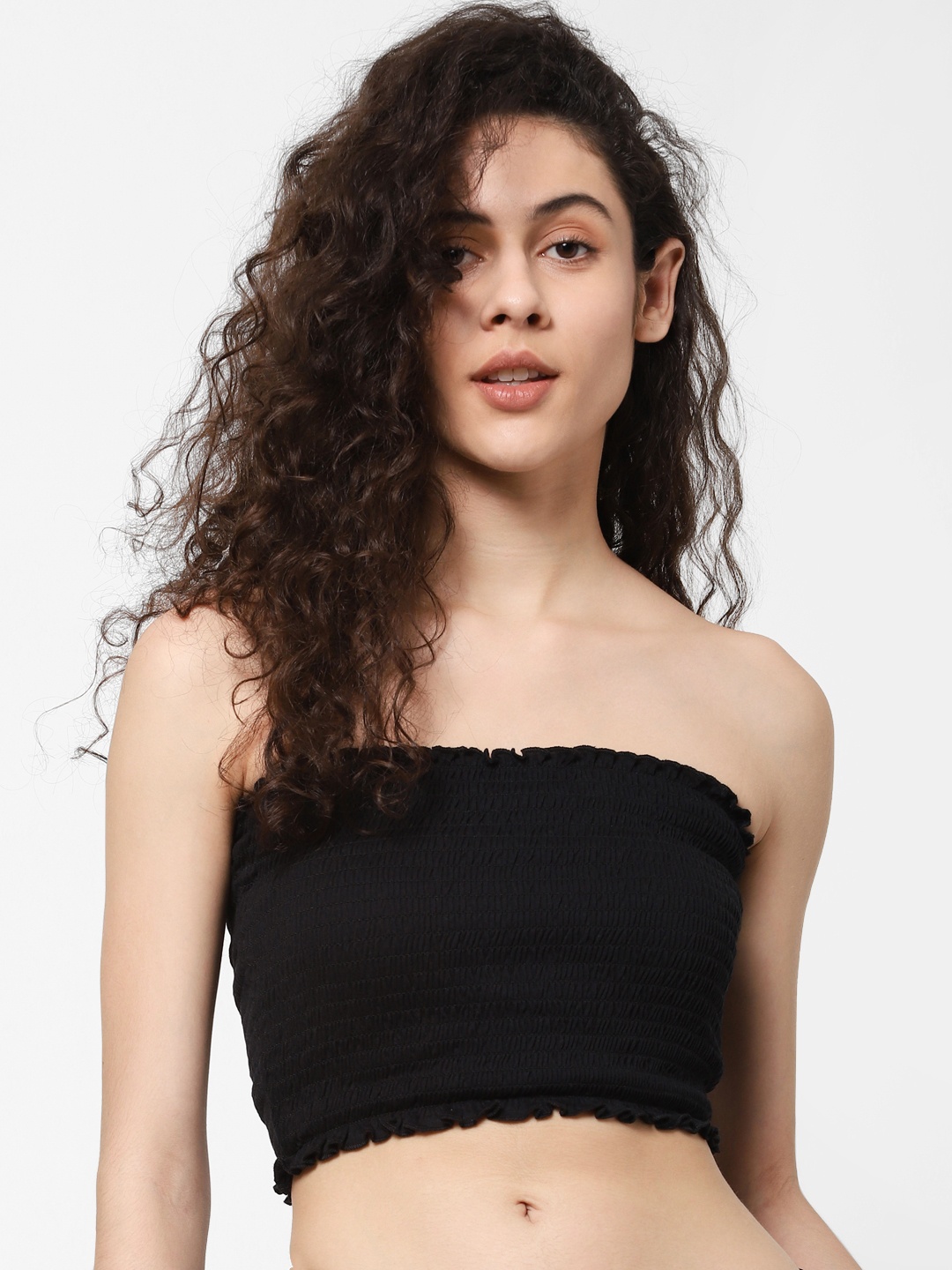 

ONLY Women Black Solid Smocked Tube Top