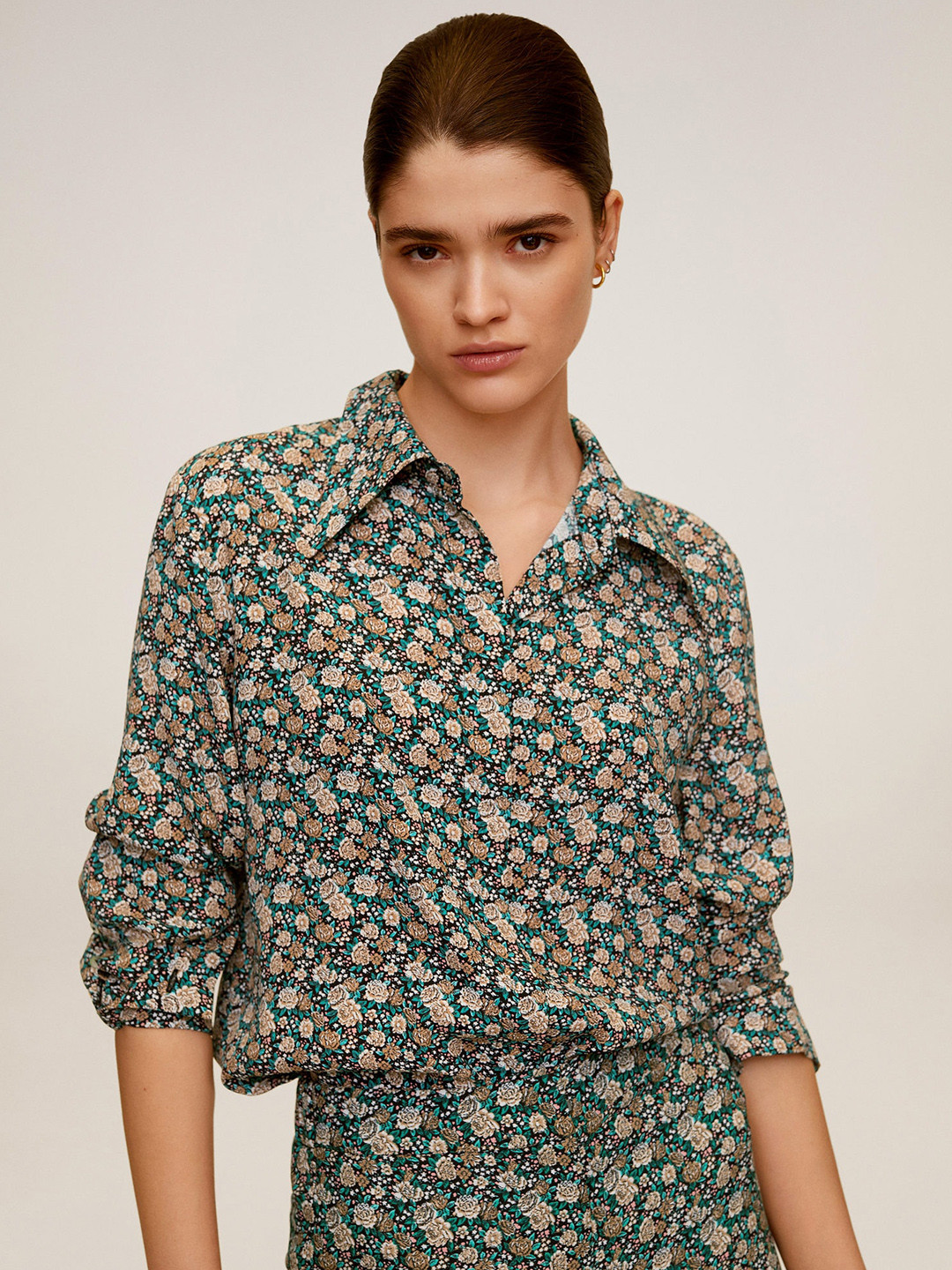

MANGO Women Beige & Green Floral Print Casual Shirt