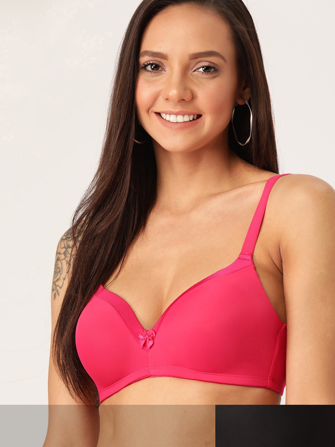 

DressBerry Pack of 2 Solid Non-Wired Lightly Padded Everyday Bras V01-030, Black